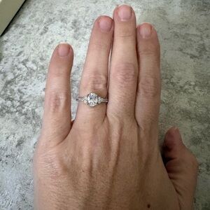 Elegant Silver Cubic Zirconia Ring